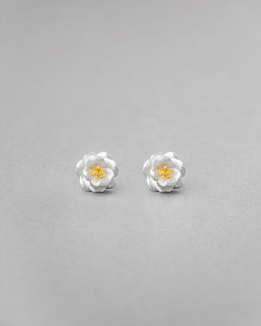 白椿 ピアス