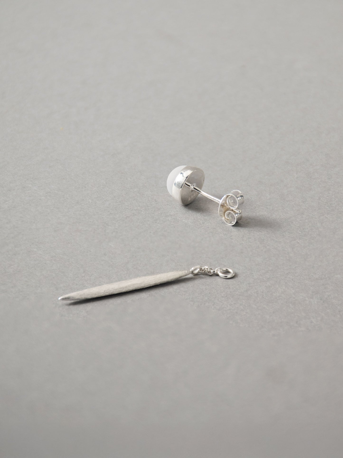 2-Way 6mm Summer-Colored Earrings